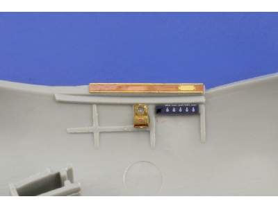 Wyvern S.4 interior 1/48 - Trumpeter - image 3