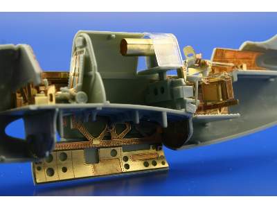 SB2C-4 1/72 - Academy Minicraft - image 11