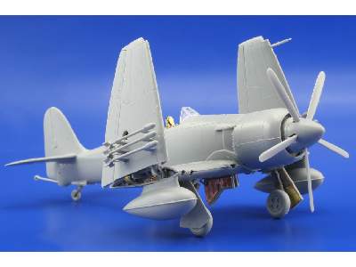 Sea Fury FB. II S. A. 1/72 - Trumpeter - image 4