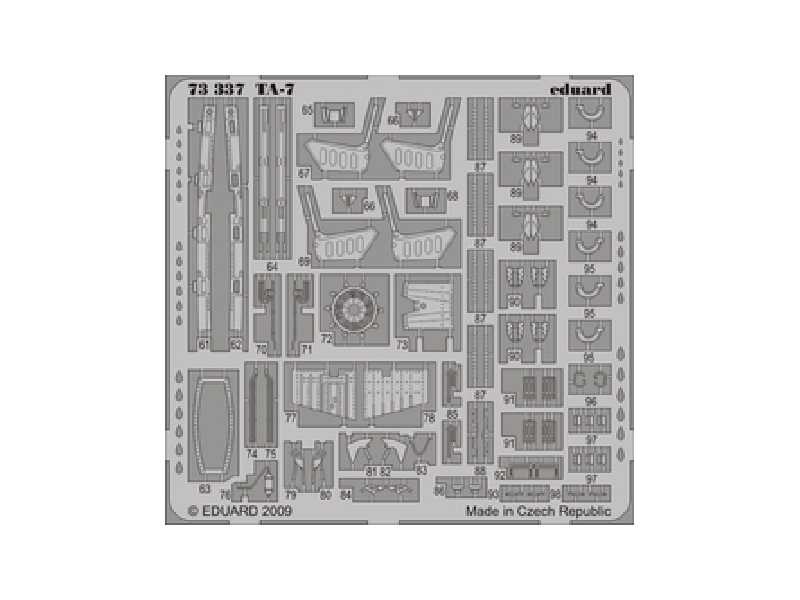 TA-7 S. A. 1/72 - Hobby Boss - image 1