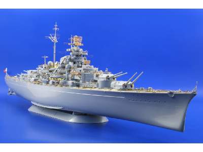 Tirpitz 1/350 - Revell - image 6