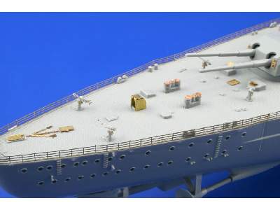 Tirpitz railings 1/350 - Revell - image 3