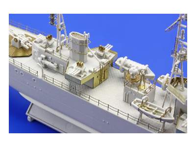 UKURU escort ship Type A 1/350 - Pit Road - image 8