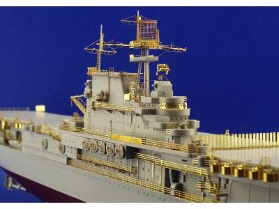 US Aircraft Carrier  Hornet railings 1/350 - Trumpeter - image 6
