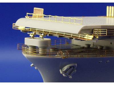 US Aircraft Carrier  Hornet railings 1/350 - Trumpeter - image 10