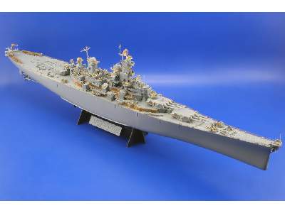 USS BB-63 Missouri 1/350 - Tamiya - image 7