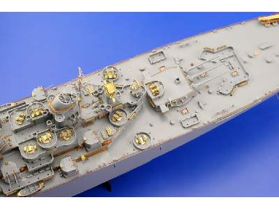 USS BB-63 Missouri 1/350 - Tamiya - image 12