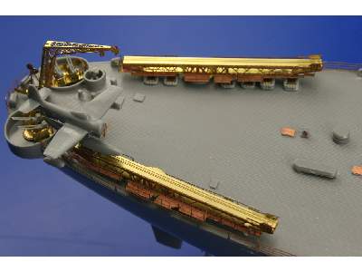 USS BB-63 Missouri 1/350 - Tamiya - image 23