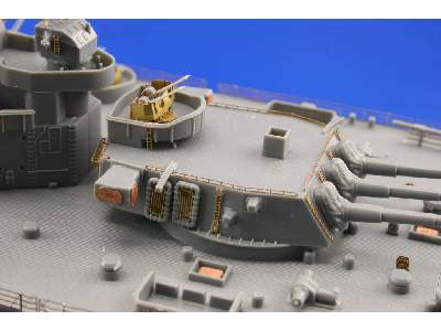 USS BB-63 Missouri 1/350 - Tamiya - image 26