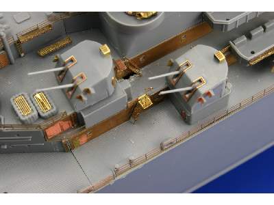 USS BB-63 Missouri 1/350 - Tamiya - image 36