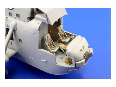 Sea King AEW Mk.2 interior S. A.. 1/48 - Hasegawa - - image 2