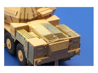 152mm ShkH vz.77 DANA tool boxes 1/35 - Hobby Boss - image 5