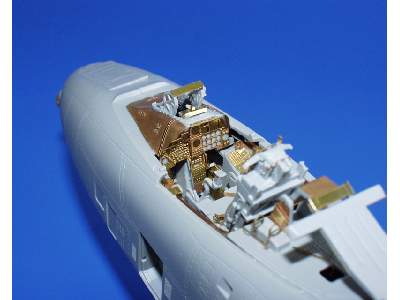 A-10 interior 1/32 - Trumpeter - image 5