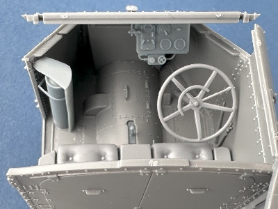 Garford-putilov Driver Compartment Interior - image 3