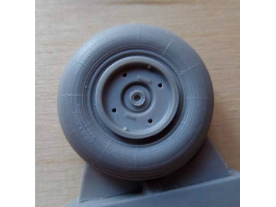 Mig-29 Wheels - image 3