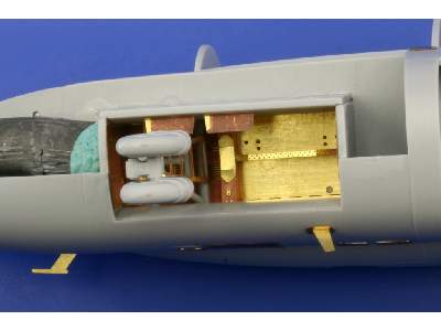 BAe Nimrod 1/72 - Airfix - image 8