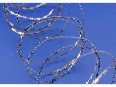 Barbed Wire I (8m) 1/35 - image 5