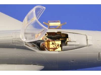 BAC Lightning F.1A/ F.2 exterior 1/72 - Trumpeter - image 8