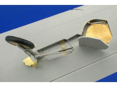 BAC Lightning F.1A/ F.3 exterior 1/32 - Trumpeter - image 12