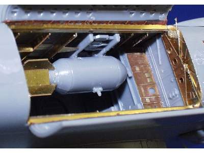 B-25J bomb bay 1/72 - Hasegawa - image 3