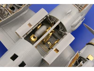 B-26B/ C/F/ G exterior + bomb bay 1/72 - Hasegawa - image 7