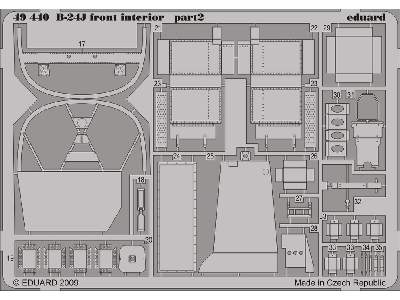 B-24J front interior 1/48 - Monogram - image 3