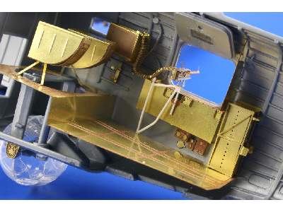 B-24J rear interior 1/48 - Monogram - image 6