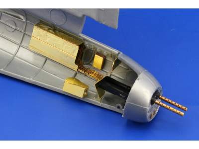 B-17G rear interior 1/48 - Monogram - image 5