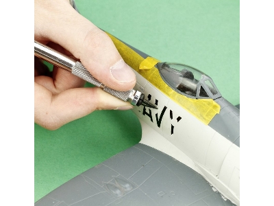 Modelcraft 3 Sided Scraper - image 3