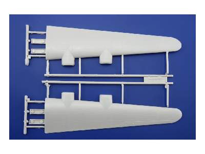 B-24D 1/72 - image 4