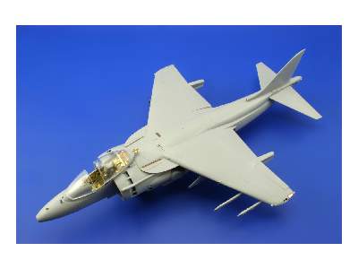 AV-8B exterior 1/32 - Trumpeter - image 4