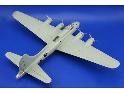 B-17E/ F exterior 1/72 - Academy Minicraft - image 4