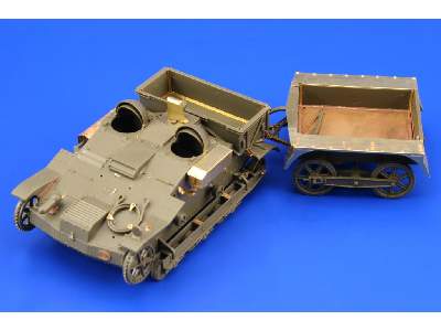 Armoured Carrier UE 1/35 - Tamiya - image 2