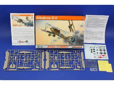 Albatros D. V DUAL COMBO 1/72 - image 2