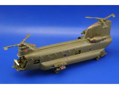 ACH-47A Chinook exterior 1/48 - Italeri - image 4