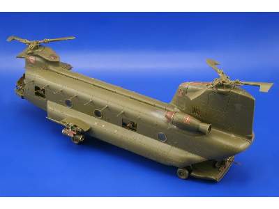 ACH-47A Chinook exterior 1/48 - Italeri - image 5