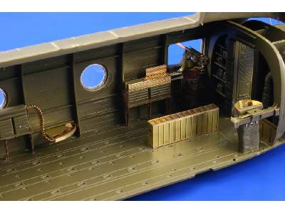 ACH-47A Chinook interior 1/48 - Italeri - image 11