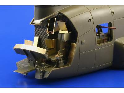 ACH-47A Chinook interior 1/48 - Italeri - image 15