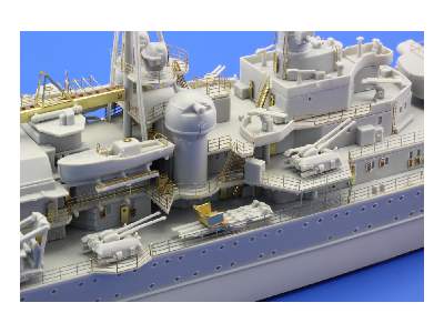 Admiral Hipper railings 1/350 - Trumpeter - image 5