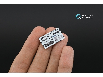 Toyota Hilux - 3d-printed & Coloured Interior (For Meng Kits) - image 3