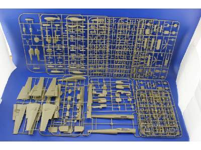 Bf 110 Royal Class 1/48 - image 4