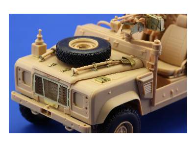 Defender XD Wolf W. M.I. K. 1/35 - Hobby Boss - image 10