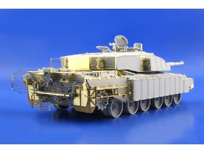 Challenger 2 Enhanced armour 1/35 - Trumpeter - image 10