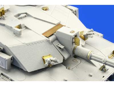 Challenger 2 Enhanced armour 1/35 - Trumpeter - image 20