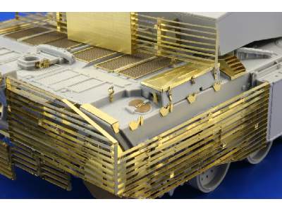 Challenger 2 Enhanced armour slat 1/35 - Trumpeter - image 7