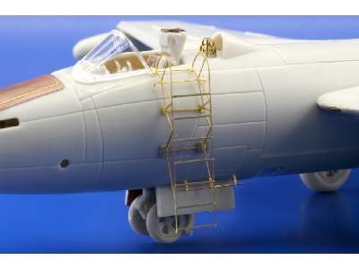 Canberra PR.9 ladder 1/72 - Airfix - image 2