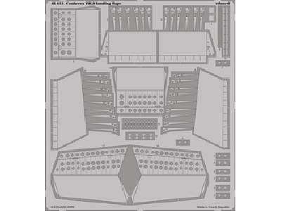 Canberra PR.9 landing flaps 1/48 - Airfix - image 1