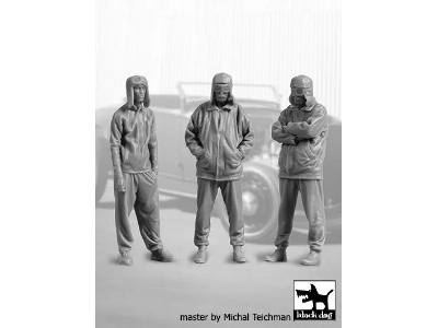Drivers / Civilian Pilots (3 Figures) - image 2