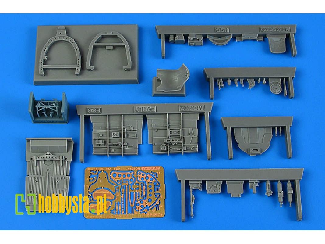 Macchi Mc.202 Cockpit Set - Early Version (Hasegawa) - image 1 Macchi Mc.202 Cockpit Set - Early Version (Hasegawa) - image 1