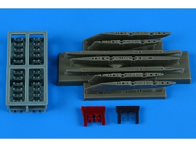 F-5e Tiger Ii Pylons And Missile Launchers (Afv Club) - image 1
